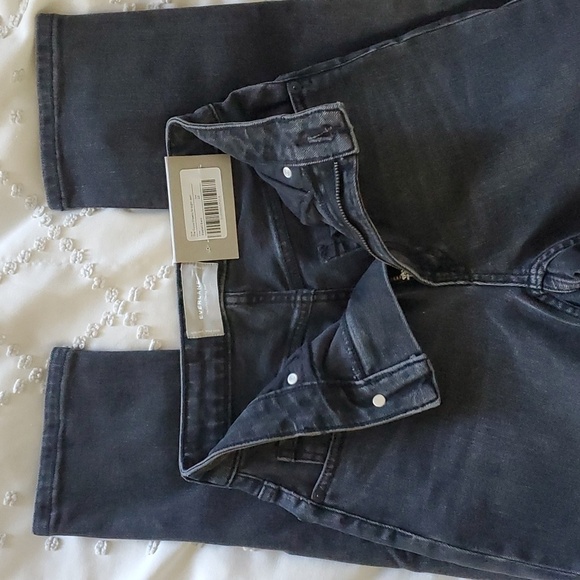 NWT Everlane The Curvy Cheeky Straight Jean in Washed Black size 23 ankle - Picture 5 of 8